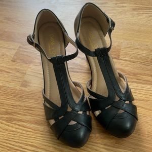 Chase & Chloe 3 inch heel